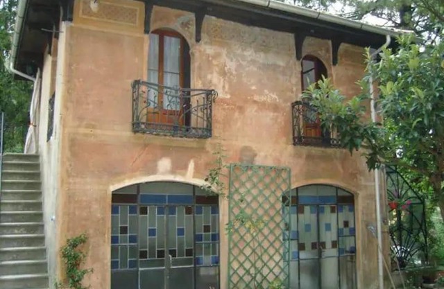 Monolocale in villino liberty