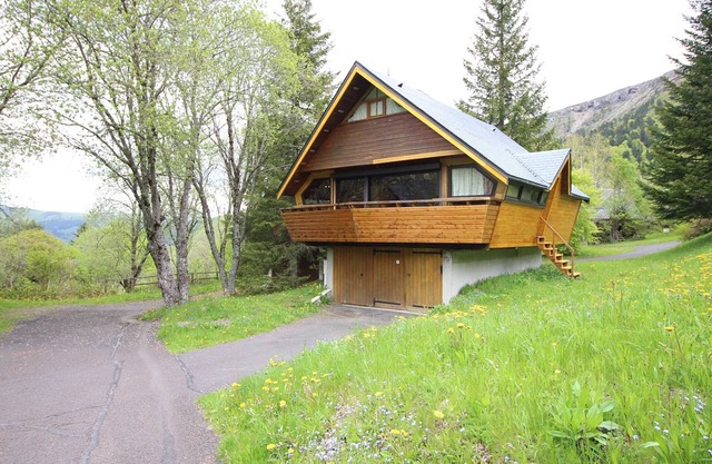Mont-Dore: 3-bedroom chalet, parking, terrace, near slopes