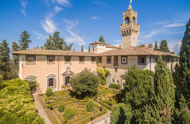 Montegufoni 19b - Apartment with swimming pool