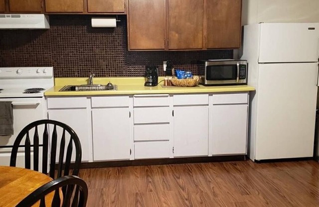 Monthly Downtown Apartment