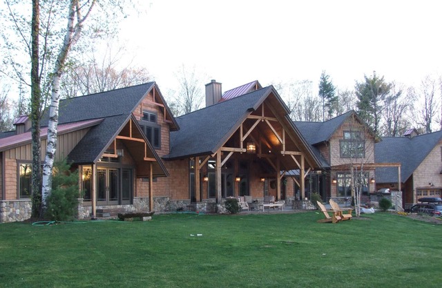Monument Mountain Lodge
