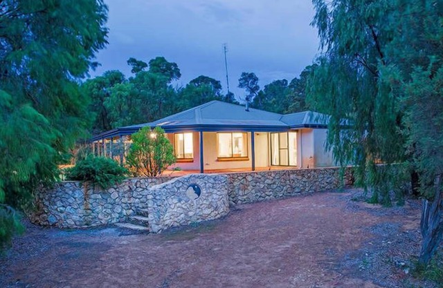 Moon Rise Pet Friendly Retreat