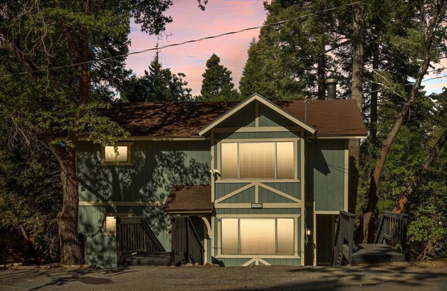 Moonridge Alpine Retreat