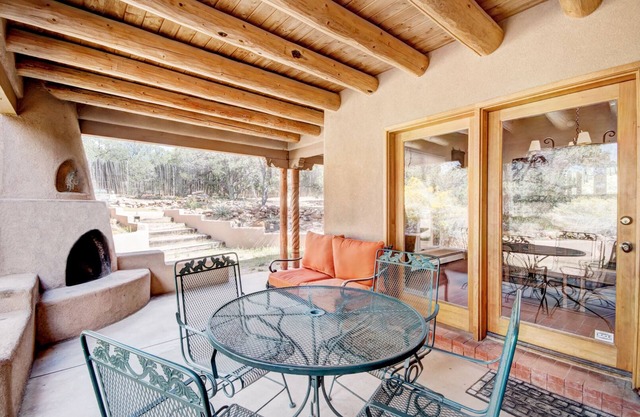 Moonstar | Pet Friendly, Rooftop Deck, 360 Views!