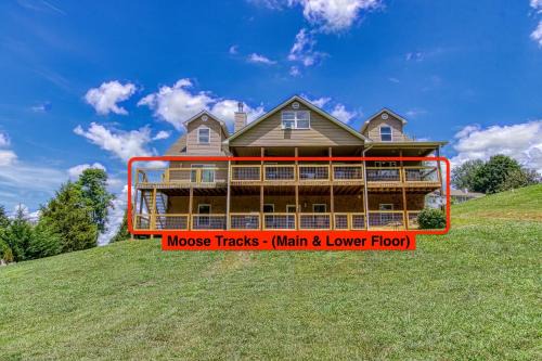 Moose Tracks by HoneyBearCabins 5BR 4BA Sleeps 15