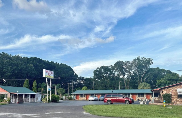 Motel 301