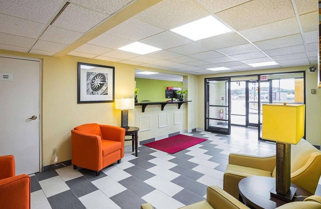 Motel 6 Knoxville, TN - East