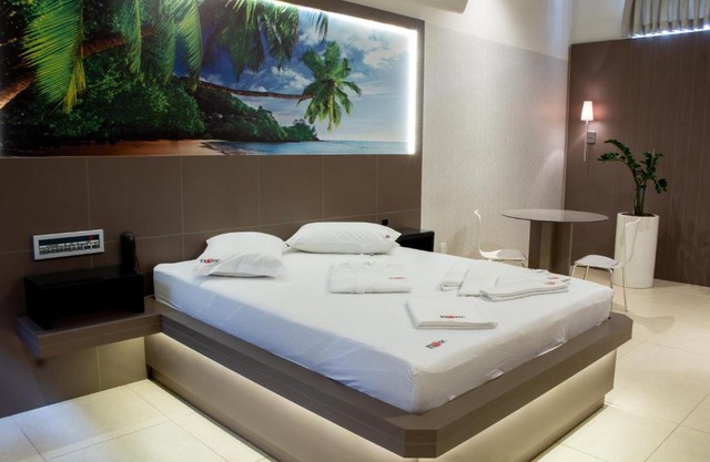 motel exótic