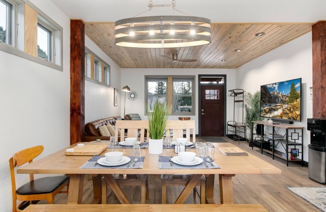 Mountain House Dumont-minutes from Idaho Springs, Georgetown & Outdoor Adventure