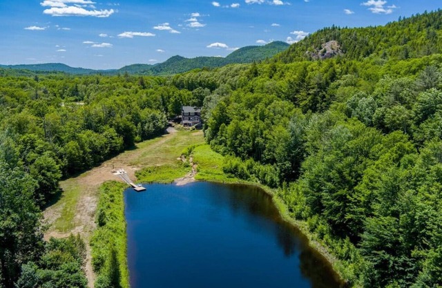 Mountain Cabin w/Views, Pond, Hot Tub, 12 acres