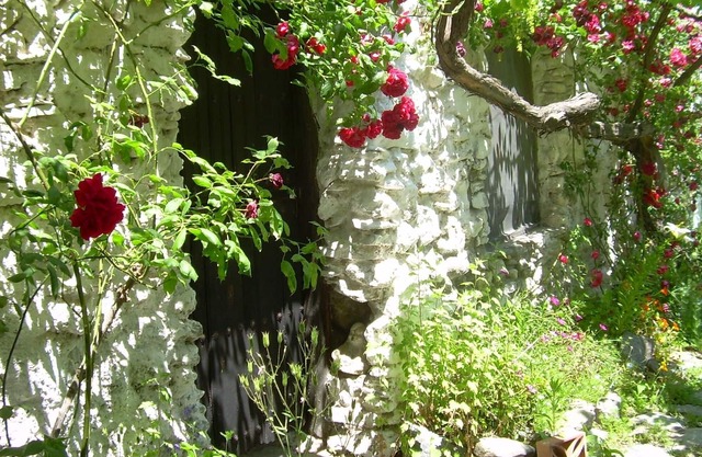 Mountain Eco Farm , a beautifully restored old farmhouse, typical of this region