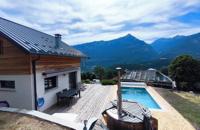 Mountain house with Nordic Spa § Only 35 min from Ski resort