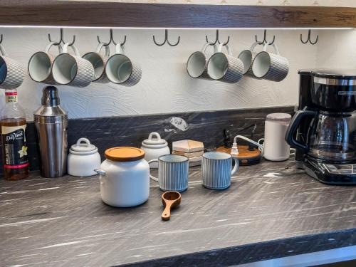 Mountain Retreat near Skiing, HotTub, PetFriendly