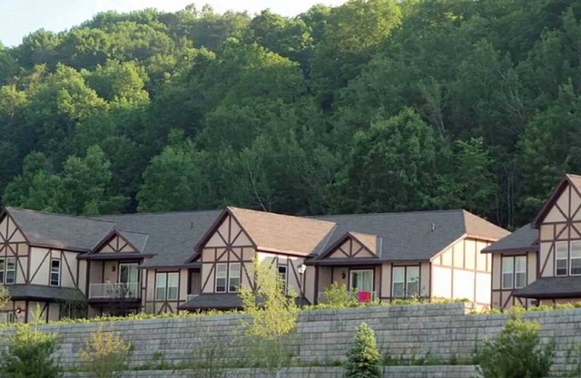 MOUNTAIN RUN AT BOYNE 2 BEDROOM VILLA
