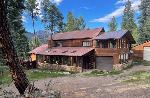 Mountain Serenity - Log Cabin Get A Way in Majestic Upper Blanco Basin