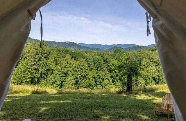 Mountain Top Tent at Smith Farms - Site 3