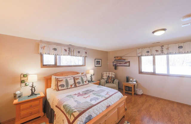 Mountain Whispers Suite with shower