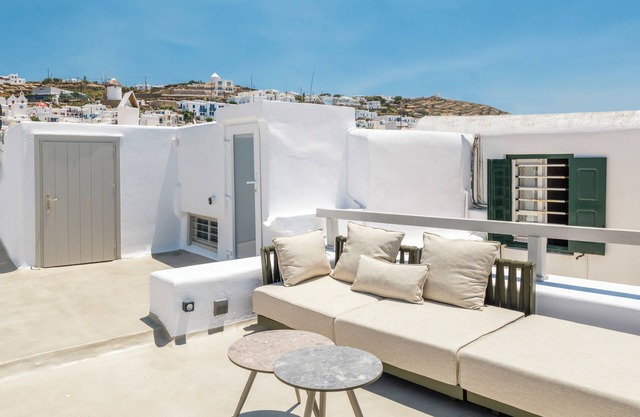 Mr & Mrs Mykonos The Residence