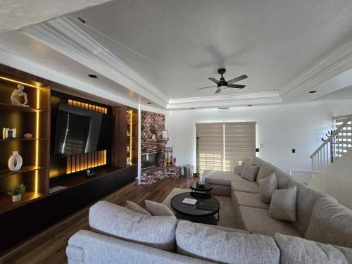 Munguia Summit Camp Modern Home Unit A