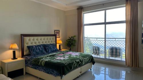 Murree - Bhurban Apartment with Private Balcony