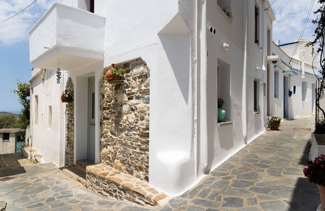 My Grandma's Home Naxos