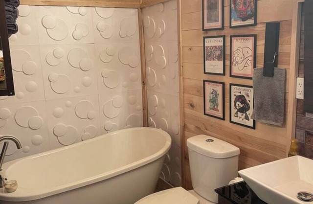 MYSA House is an Enchanting, pet friendly chalet with WiFi in Grand Marais