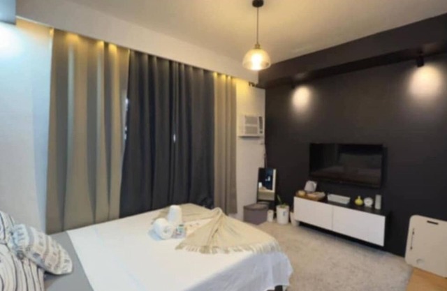 Mystic Gray Studio Condo Unit in Welcoming Cagayan de Oro with WiFi, AC
