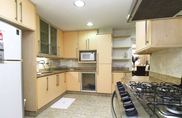 MZ Apartments Raul Pompeia