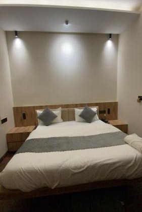 Narrow Gauge Hotel