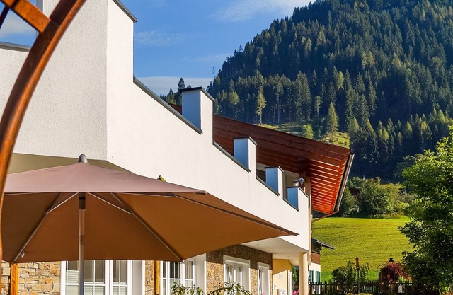 Natural jewel in the Salzburg region - modern alpine apartments - idyllic location