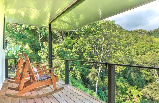 Nature's Edge Boutique Hotel