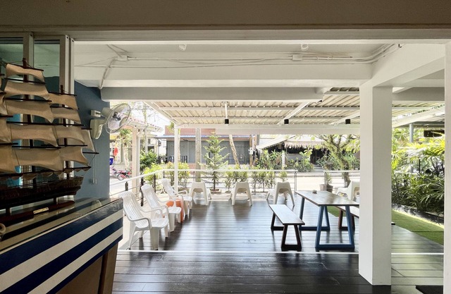 Nautical Home & Seashell House B&B