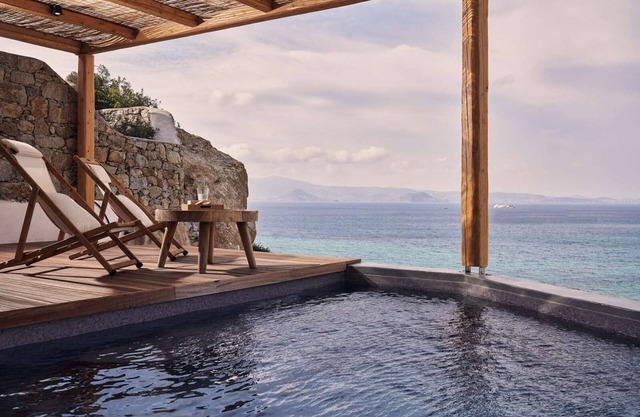 Naxea Villas II