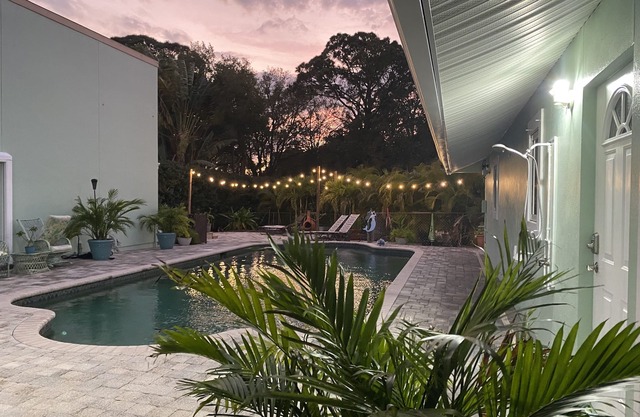 Near Beach, Pool, Paradise Awaits, Adult Only “The West Wing”