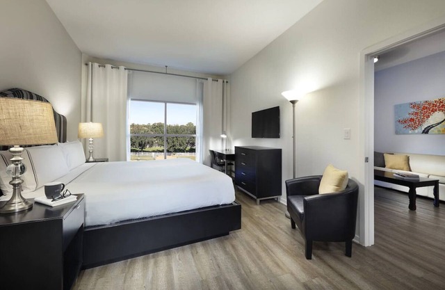 Near Disney! Upscale Orlando Suite w/Kitchen + Pool + Orlando Parks Shuttle