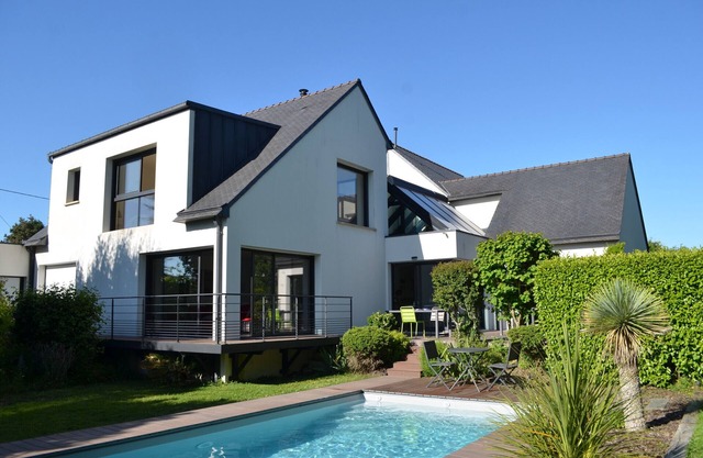 Near Ria d'Etel, Large 5* Villa with swimming pool