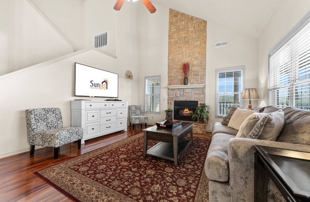 Near Silver Dollar City! 3 Bedroom, 3 Bath Stonebridge Villa with a Garage!