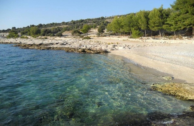 Neda - 150 M From Pebble Beach - A2