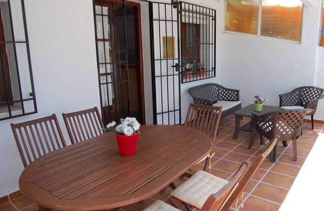 NERJA TOWNHOUSE 4 BEDROOM, 8 PLACES NEXT TO THE PARADOR HOTEL