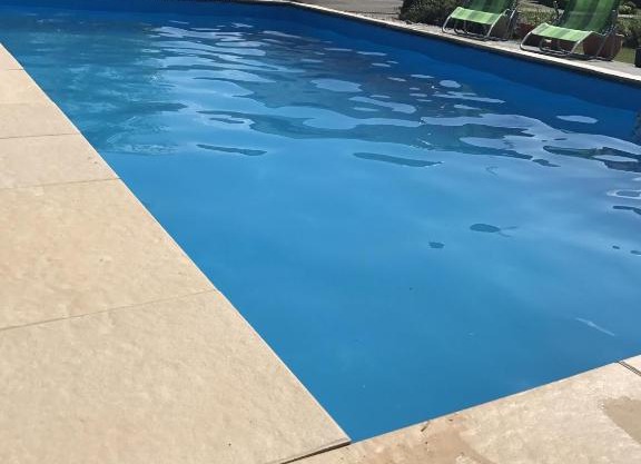 NEU! Galerie- Fewo mit Pool am Brombachsee