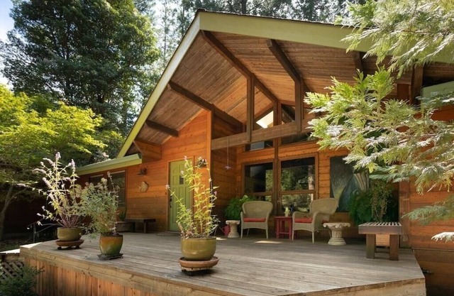 Nevada City Luxury Retreat. Gorgeous Relaxing Chalet