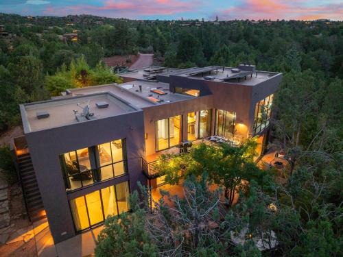 NEW! 1 Acre West Sedona Estate Spa Game Room Stunning View Direct Trail Access!
