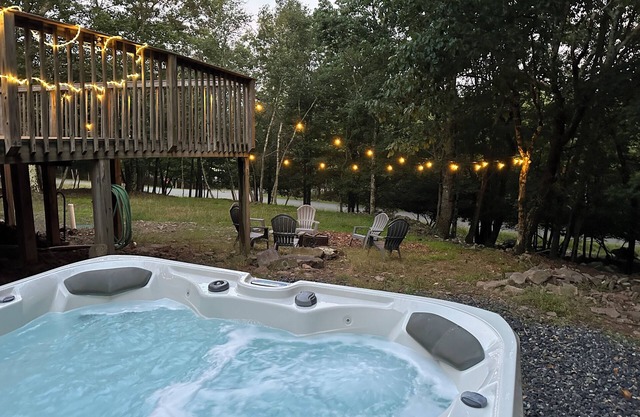 New! 2 Pools! A/C ! Spacious House with HOT TUB, Games, Dog ok!