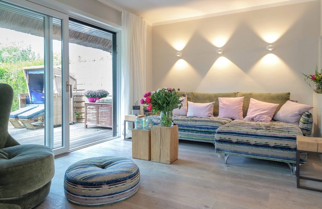 NEW 2023 - luxurious vacation home in Morsum with a beautiful view of nature