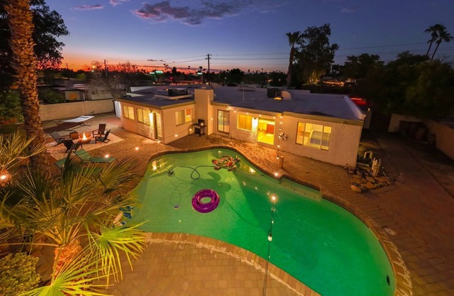 NEW! 4 bd with 2 masters, private pool in the heart of Scottsdale!