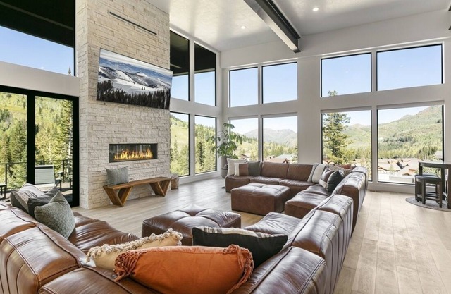 NEW! 9005 - Mountain Estate #5