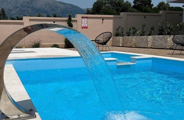 NEW! Apartment 2 with Pool in Bar, Montenegro