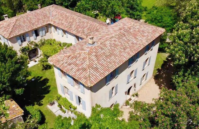New! Bastide Couronne d'Aix , Luxury in Aix-en-Provence: A Sophisticated Retreat