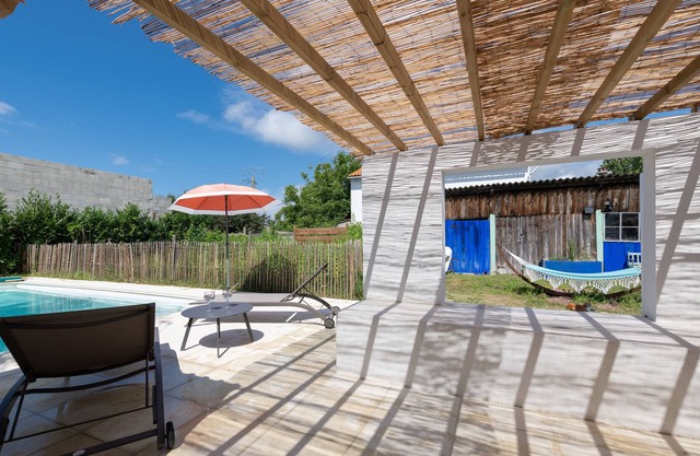 New-belle Maison 6 Pers. Piscine Jardin 4 Chambres. Parking