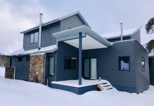 New Chalet - Fox Hollow